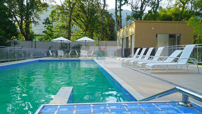 Imagem Imóvel com 2 Quartos à Venda, 45 m² em Camorim - Rio De Janeiro