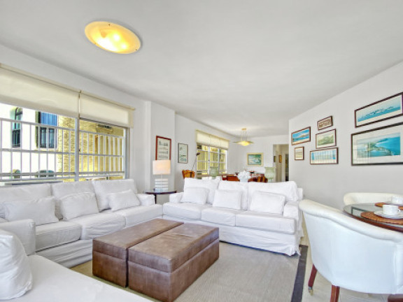 Imagem Apartamento com 4 Quartos à Venda, 182 m² em Pitangueiras - Guarujá Imagem Apartamento com 4 Quartos à Venda, 182 m² em Pitangueiras - Guarujá