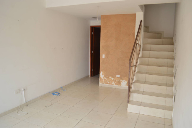 Imagem Casa com 2 Quartos à Venda, 76 m² em Jardim Colibri - Cotia