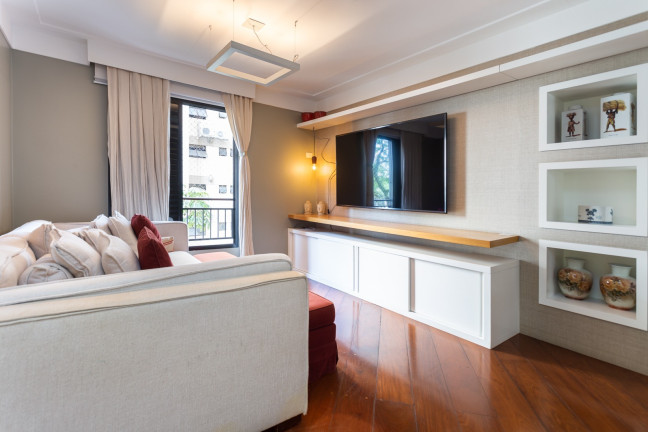 Imagem Apartamento com 3 Quartos à Venda, 206 m² em Vila Nova Conceição - São Paulo