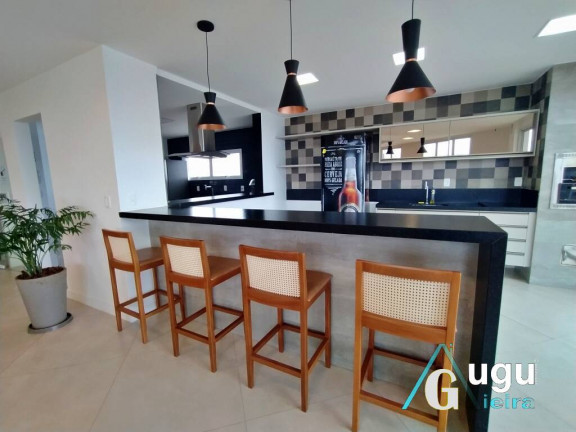 Apartamento com 3 Quartos à Venda, 88 m² em Centro - Guarapari