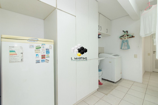 Imagem Apartamento com 3 Quartos à Venda, 166 m² em Moinhos De Vento - Porto Alegre Imagem Apartamento com 3 Quartos à Venda, 166 m² em Moinhos De Vento - Porto Alegre