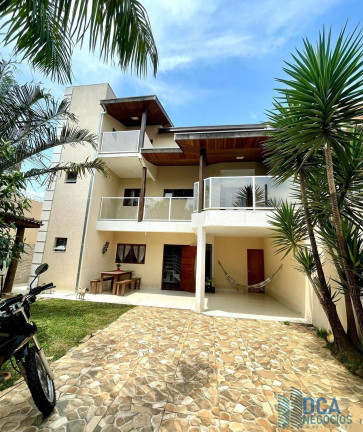 Imagem Sobrado com 3 Quartos à Venda, 217 m² em Jardim Continental - Taubaté Imagem Sobrado com 3 Quartos à Venda, 217 m² em Jardim Continental - Taubaté