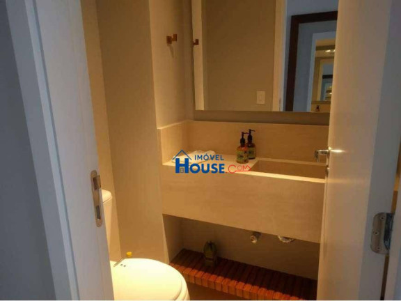 Imagem Apartamento com 2 Quartos à Venda, 121 m² em Pinheiros - São Paulo Imagem Apartamento com 2 Quartos à Venda, 121 m² em Pinheiros - São Paulo