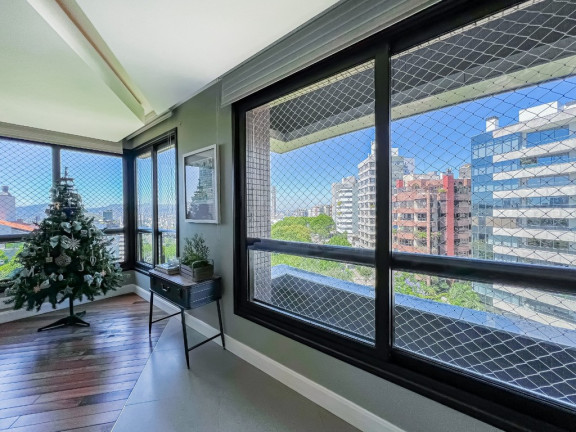 Imagem Apartamento com 4 Quartos à Venda, 237 m² em Auxiliadora - Porto Alegre Imagem Apartamento com 4 Quartos à Venda, 237 m² em Auxiliadora - Porto Alegre