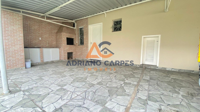 Imagem Sobrado com 5 Quartos para Alugar ou Temporada, 150 m² em Meia Praia - Navegantes Imagem Sobrado com 5 Quartos para Alugar ou Temporada, 150 m² em Meia Praia - Navegantes
