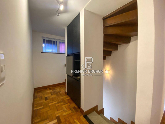 Imagem Casa com 4 Quartos à Venda, 206 m² em Parque Do Ingá - Teresópolis Imagem Casa com 4 Quartos à Venda, 206 m² em Parque Do Ingá - Teresópolis
