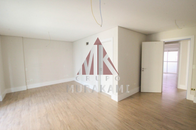 Imagem Imóvel com 3 Quartos à Venda, 207 m² em Zona 01 - Maringá Imagem Imóvel com 3 Quartos à Venda, 207 m² em Zona 01 - Maringá