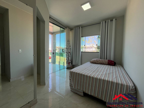 Imagem Casa com 3 Quartos à Venda, 295 m² em Villa Suíça Brasília - Cidade Ocidental Imagem Casa com 3 Quartos à Venda, 295 m² em Villa Suíça Brasília - Cidade Ocidental