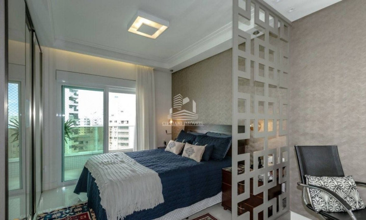 Imagem Apartamento com 4 Quartos à Venda, 180 m² em Centro - Balneário Camboriú