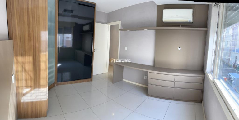 Imagem Imóvel com 2 Quartos à Venda, 20 m² em Vila Ipiranga - Porto Alegre Imagem Imóvel com 2 Quartos à Venda, 20 m² em Vila Ipiranga - Porto Alegre