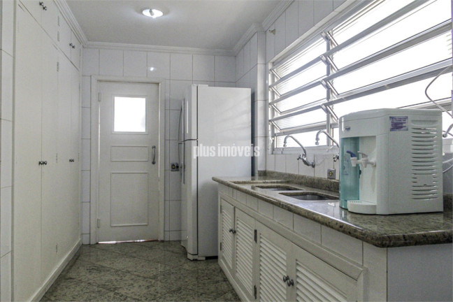 Imagem Apartamento com 3 Quartos à Venda, 185 m² em Itaim Bibi - São Paulo Imagem Apartamento com 3 Quartos à Venda, 185 m² em Itaim Bibi - São Paulo