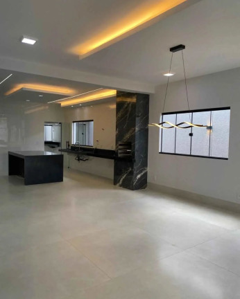 Imagem Casa com 4 Quartos à Venda, 290 m² em Jardim Vila Boa - Goiania Imagem Casa com 4 Quartos à Venda, 290 m² em Jardim Vila Boa - Goiania