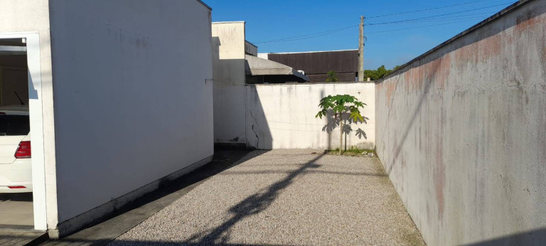 Imagem Casa com 2 Quartos à Venda, 240 m² em Universitário - Tijucas Imagem Casa com 2 Quartos à Venda, 240 m² em Universitário - Tijucas