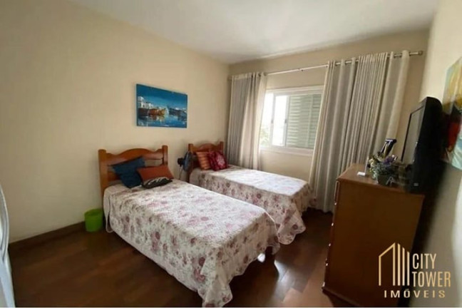 Imagem Casa com 5 Quartos à Venda, 229 m² em Planalto Paulista - São Paulo