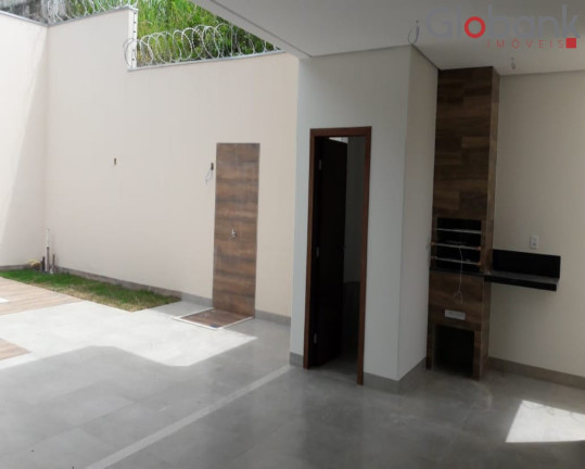 Imagem Casa com 3 Quartos à Venda, 200 m² em Ibituruna - Montes Claros Imagem Casa com 3 Quartos à Venda, 200 m² em Ibituruna - Montes Claros