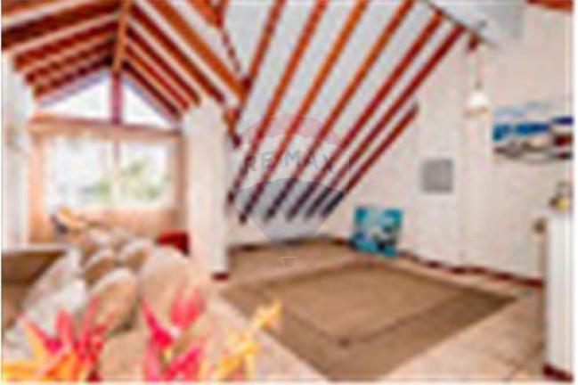 Imagem Casa com 3 Quartos à Venda, em Chácara Das Pedras - Porto Alegre Imagem Casa com 3 Quartos à Venda, em Chácara Das Pedras - Porto Alegre