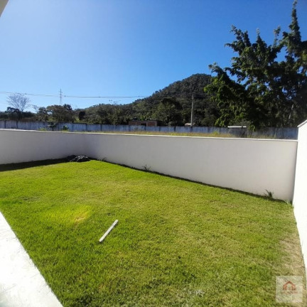 Imagem Casa com 2 Quartos à Venda, 74 m² em Caxito - Maricá