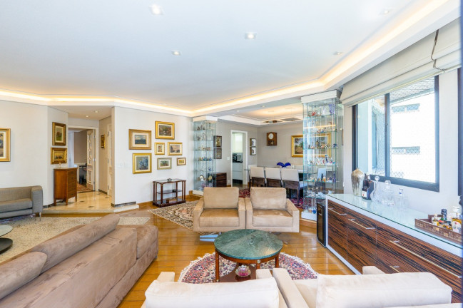 Imagem Apartamento com 3 Quartos à Venda, 200 m² em Campo Belo - São Paulo