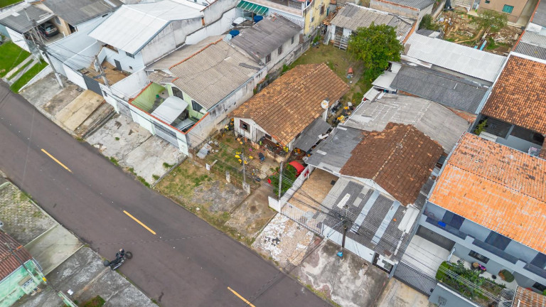 Imagem Terreno à Venda, 330 m² em Fazendinha - Curitiba Imagem Terreno à Venda, 330 m² em Fazendinha - Curitiba