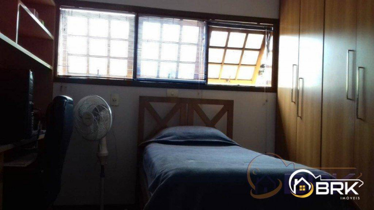 Imagem Sobrado com 3 Quartos à Venda, 396 m² em Vila Galvão - Guarulhos Imagem Sobrado com 3 Quartos à Venda, 396 m² em Vila Galvão - Guarulhos