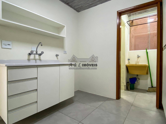 Imagem Apartamento com 3 Quartos à Venda, 110 m² em Vila Abernessia - Campos Do Jordão Imagem Apartamento com 3 Quartos à Venda, 110 m² em Vila Abernessia - Campos Do Jordão