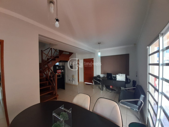 Imagem Casa com 3 Quartos à Venda, 117 m² em Vila Margarida - Campo Grande Imagem Casa com 3 Quartos à Venda, 117 m² em Vila Margarida - Campo Grande