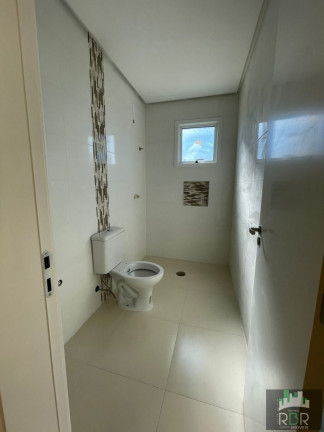 Imagem Sobrado com 3 Quartos à Venda, 181 m² em Caxias Do Sul Imagem Sobrado com 3 Quartos à Venda, 181 m² em Caxias Do Sul