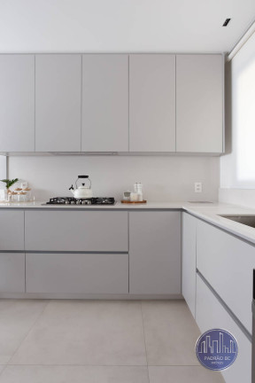 Imagem Apartamento com 3 Quartos para Alugar, 122 m² em Centro - Balneário Camboriú Imagem Apartamento com 3 Quartos para Alugar, 122 m² em Centro - Balneário Camboriú