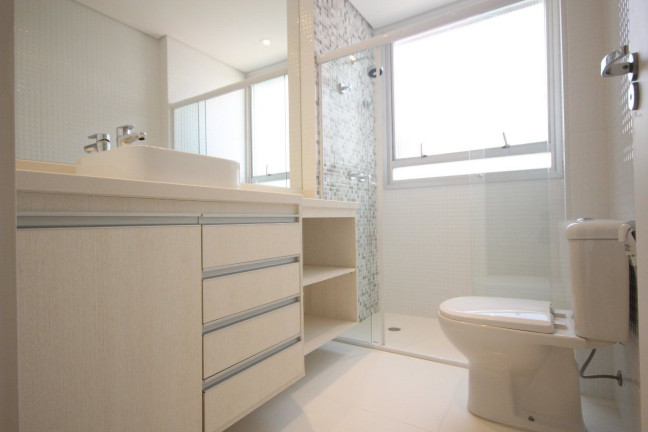 Imagem Apartamento com 3 Quartos à Venda ou Locação, 245 m² em Moema - São Paulo Imagem Apartamento com 3 Quartos à Venda ou Locação, 245 m² em Moema - São Paulo