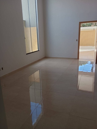 Imagem Casa com 4 Quartos à Venda, 370 m² em Vila Miguel Jorge - Anápolis Imagem Casa com 4 Quartos à Venda, 370 m² em Vila Miguel Jorge - Anápolis