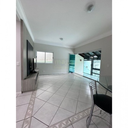 Imagem Casa com 3 Quartos à Venda, em Ariribá - Balneário Camboriú Imagem Casa com 3 Quartos à Venda, em Ariribá - Balneário Camboriú