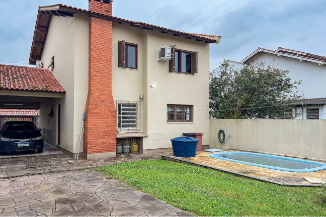 Casa com 3 Quartos à Venda, 241 m² em São José - Canoas