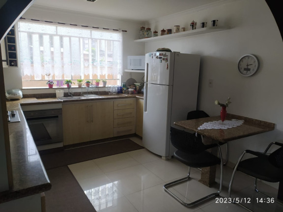Imagem Casa com 3 Quartos à Venda, 187 m² em Bom Retiro - Joinville