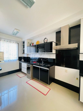 Imagem Casa com 5 Quartos à Venda, 300 m² em Parque Residencial Laranjeiras - Serra