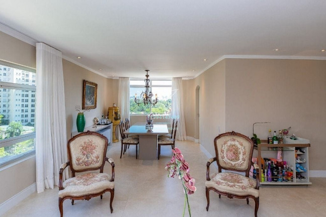 Imagem Apartamento com 4 Quartos à Venda, 185 m² em Moema - São Paulo