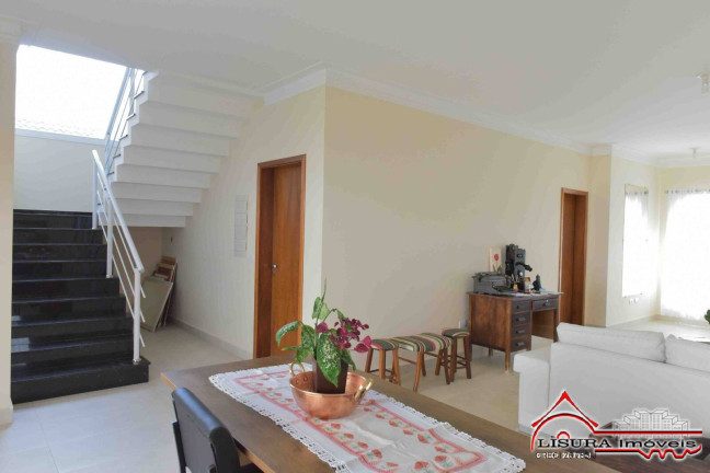 Imagem Casa de Condomínio com 3 Quartos à Venda, 400 m² em Jardim Califórnia - Jacareí