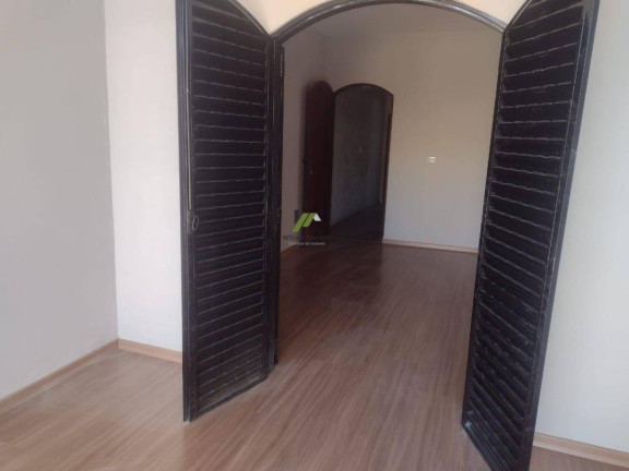 Imagem Casa com 2 Quartos à Venda, 125 m²