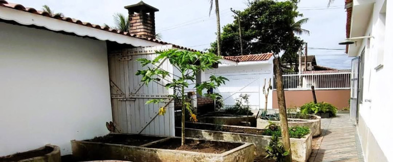 Imagem Casa à Venda, em Balneário Flórida Peruíbe - Peruíbe Imagem Casa à Venda, em Balneário Flórida Peruíbe - Peruíbe