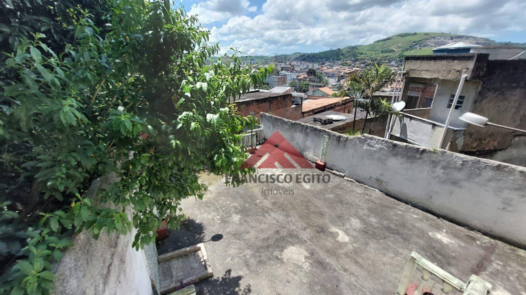 Imagem Casa com 2 Quartos à Venda, 100 m² em Centro - São Gonçalo Imagem Casa com 2 Quartos à Venda, 100 m² em Centro - São Gonçalo