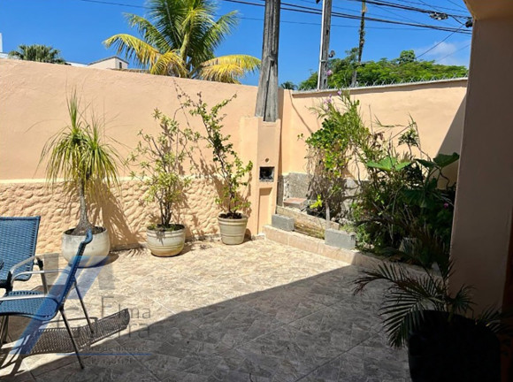 Imagem Casa com 4 Quartos à Venda, 166 m² em Itaguá - Ubatuba Imagem Casa com 4 Quartos à Venda, 166 m² em Itaguá - Ubatuba