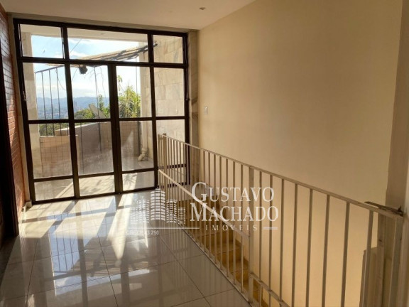 Imagem Imóvel com 4 Quartos à Venda, 220 m² em Jardim Amália - Volta Redonda