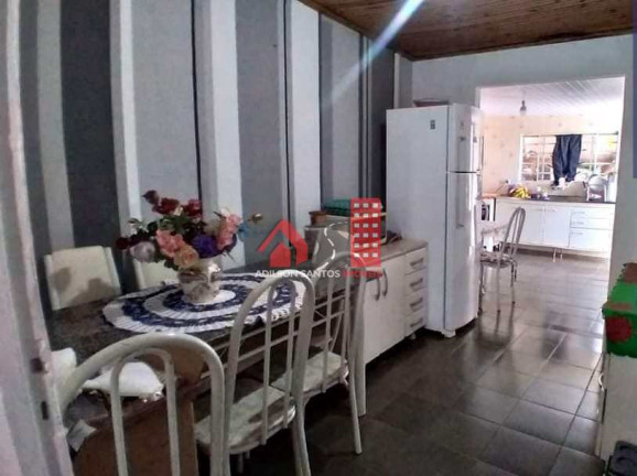 Imagem Casa com 3 Quartos à Venda, 250 m² em Vila Esperança - Pirassununga Imagem Casa com 3 Quartos à Venda, 250 m² em Vila Esperança - Pirassununga