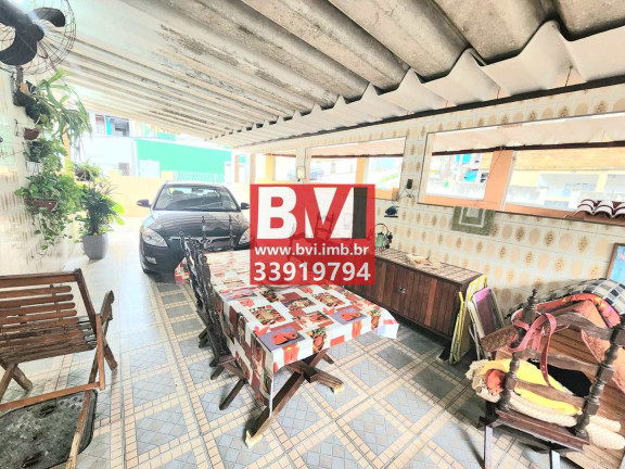 Imagem Casa com 3 Quartos à Venda, 320 m² em Penha Circular - Rio De Janeiro Imagem Casa com 3 Quartos à Venda, 320 m² em Penha Circular - Rio De Janeiro