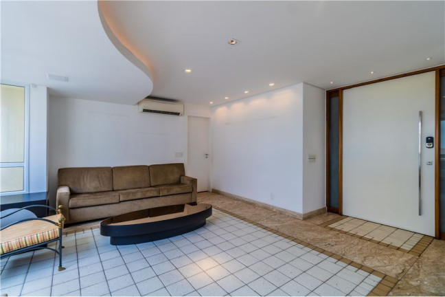 Imagem Imóvel com 4 Quartos à Venda, em Paraíso - São Paulo Imagem Imóvel com 4 Quartos à Venda, em Paraíso - São Paulo
