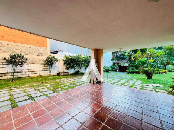 Imagem Casa com 4 Quartos à Venda, 280 m² em Comary - Teresópolis Imagem Casa com 4 Quartos à Venda, 280 m² em Comary - Teresópolis