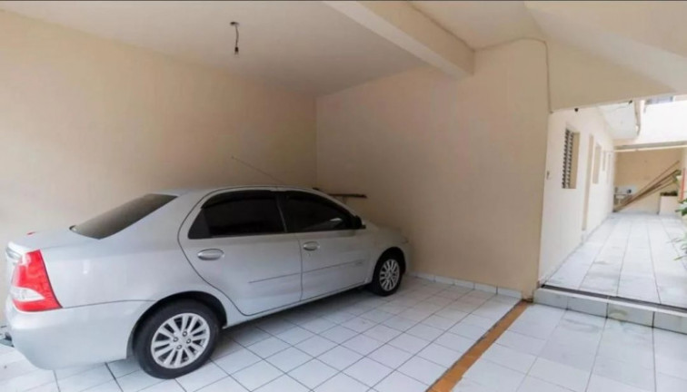 Imagem Sobrado com 4 Quartos à Venda, 265 m²
