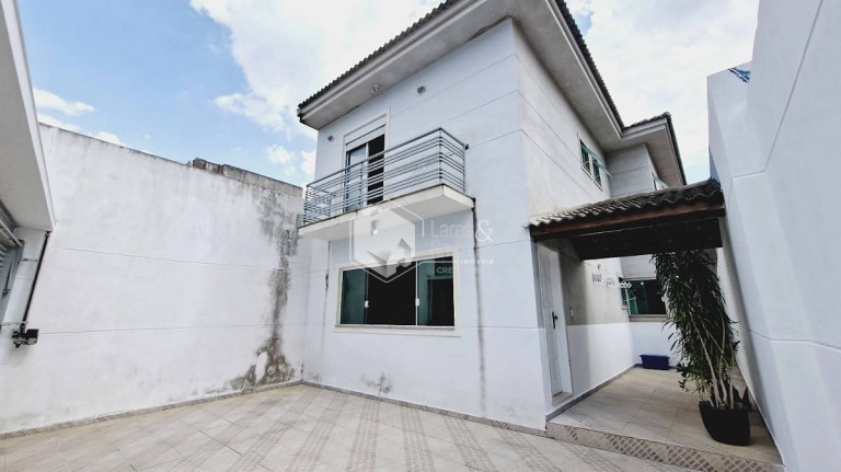 Sobrado com 3 Quartos à Venda, 180 m² em Parada Inglesa - São Paulo