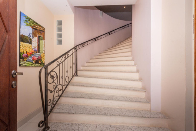 Imagem Casa com 4 Quartos à Venda, 234 m² em Santa Felicidade - Curitiba Imagem Casa com 4 Quartos à Venda, 234 m² em Santa Felicidade - Curitiba