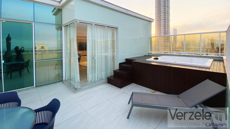 Imagem Apartamento com 4 Quartos à Venda, 240 m² em Centro - Balneário Camboriú